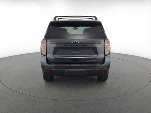 Used 2022 Chevrolet Suburban RST w/ Luxury Package image 10