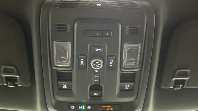 Used 2024 GMC Yukon XL Denali Ultimate AWD/4WD image 36