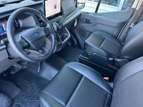 New 2026 Ford Transit 250 148 Medium Roof w/ Load Area Protection Package image 8