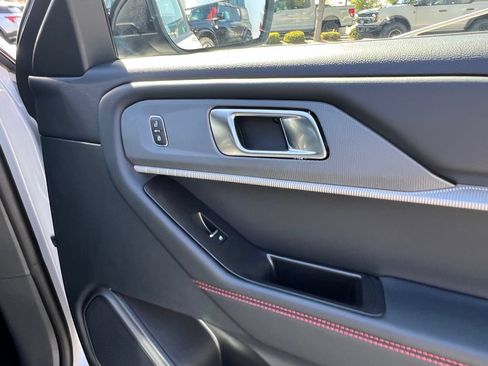 New 2026 Ford Explorer ST-Line w/ ST-Line Street Pack RWD image 15