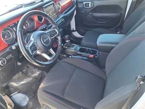 Used 2022 Jeep Gladiator Rubicon w/ Cold Weather Group image 10