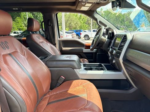 Used 2019 Ford F250 King Ranch w/ King Ranch Ultimate Package AWD/4WD image 41