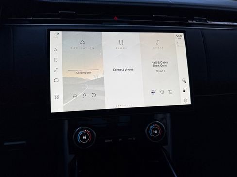 Certified 2023 Land Rover Range Rover SE image 15