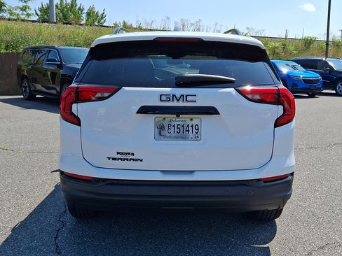 Certified 2021 GMC Terrain SLE w/ Driver Convenience Package FWD image 5