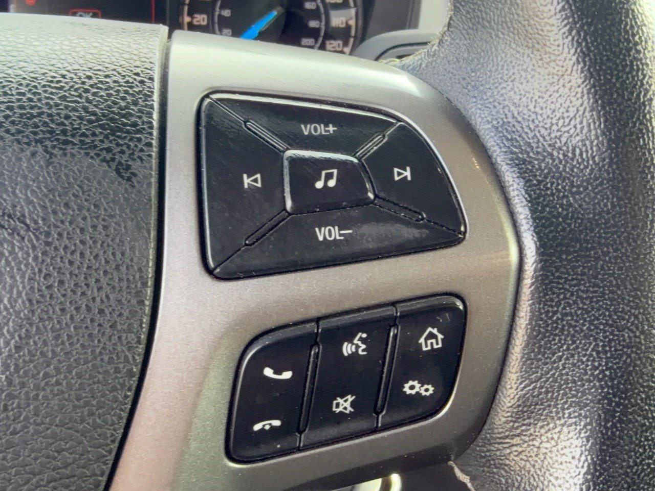 Used 2019 Ford Ranger XLT w/ Equipment Group 302A Luxury AWD/4WD image 19