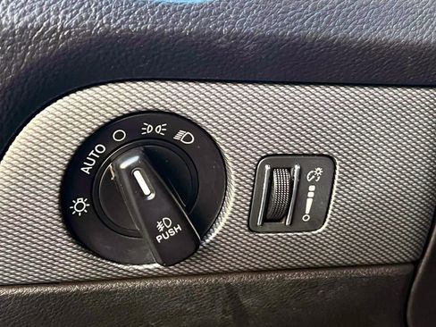 Used 2019 Dodge Durango GT image 16