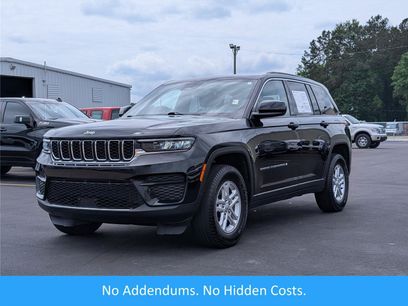 Used 2024 Jeep Grand Cherokee Laredo w/ Luxury Tech Group I