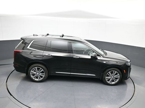 Used 2024 Cadillac XT6 Premium Luxury image 38