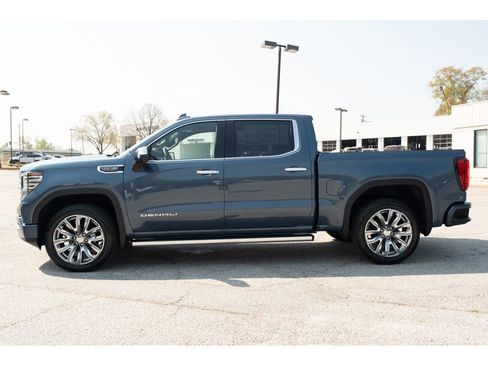 New 2026 GMC Sierra 1500 Denali w/ Denali Reserve Package image 5