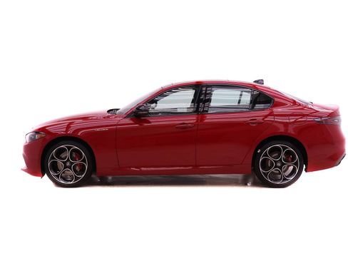 New 2026 Alfa Romeo Giulia AWD image 3