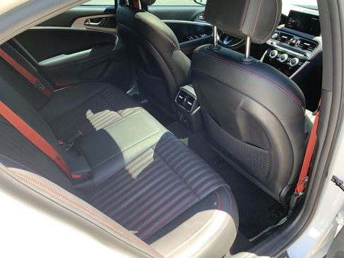 Used 2023 Genesis G70 2.0T w/ Sport Prestige Package RWD image 43