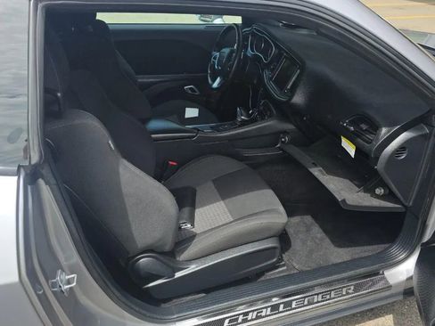 Used 2018 Dodge Challenger R/T Scat Pack RWD image 8