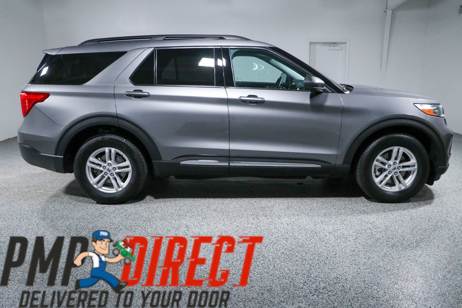 Used 2021 Ford Explorer XLT w/ Equipment Group 202A AWD/4WD image 6
