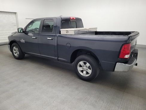 Used 2017 RAM 1500 Classic SLT image 3
