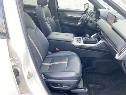 Used 2024 MAZDA CX-90 3.3 Turbo w/ Premium Plus Pkg image 27