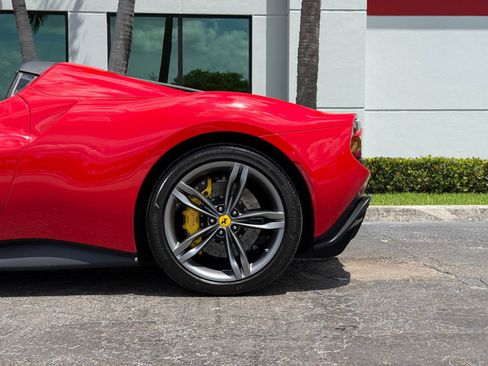 Used 2024 Ferrari 296 GTS RWD image 12