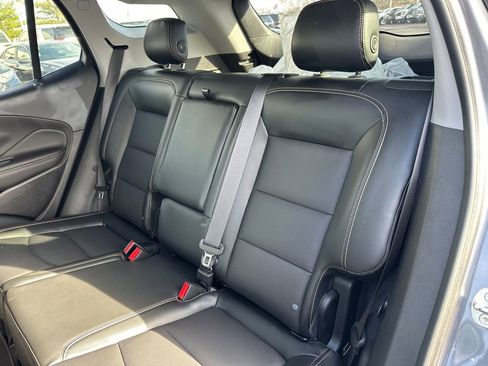 Used 2020 GMC Terrain SLT w/ Preferred Package image 12