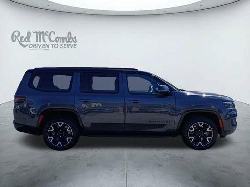 Used 2025 Jeep Wagoneer Series II image 6