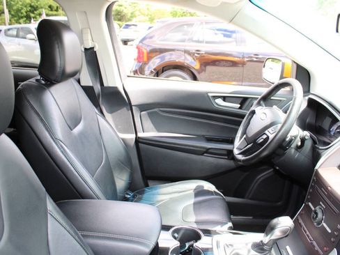 Used 2016 Ford Edge Titanium AWD/4WD image 11