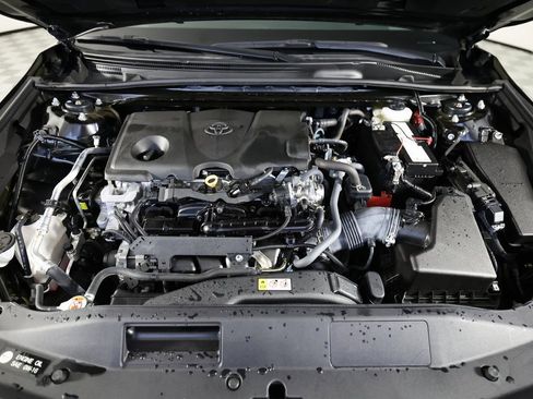 Used 2024 Toyota Camry SE image 34