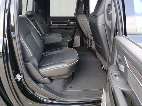 New 2026 RAM 3500 Laramie AWD/4WD image 28