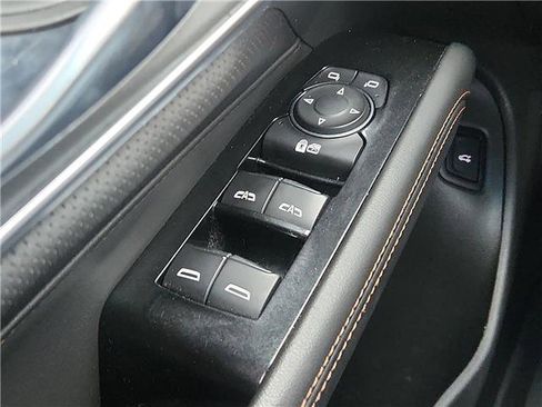 Used 2020 Cadillac CT4 V w/ Technology Package RWD image 15