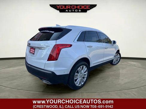 Used 2017 Cadillac XT5 Premium Luxury w/ Driver Assist Package FWD image 5