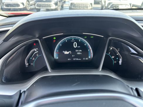 Used 2017 Honda Civic Touring image 11