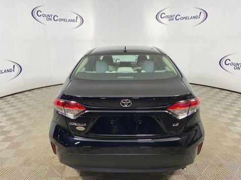 Used 2024 Toyota Corolla LE FWD image 5
