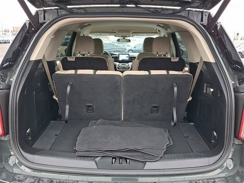 Certified 2023 Ford Explorer XLT image 30