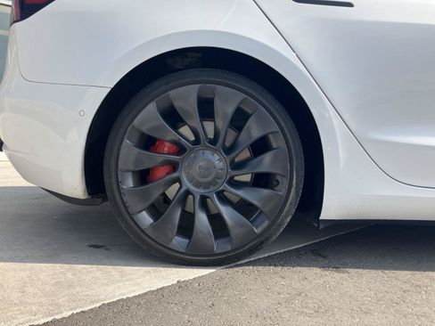 Used 2022 Tesla Model 3 Performance AWD/4WD image 10