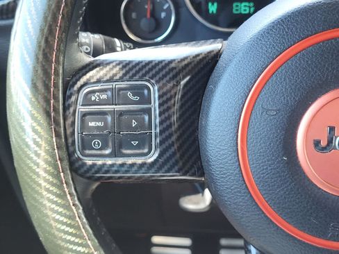 Used 2015 Jeep Wrangler Unlimited Sport AWD/4WD image 7