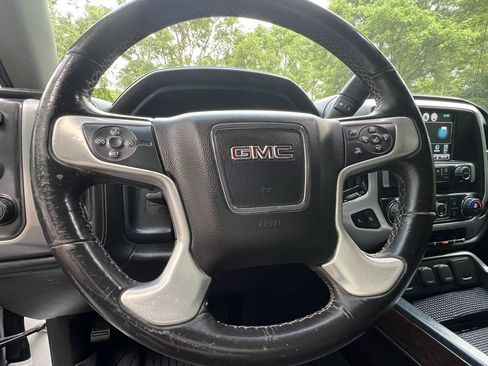 Used 2018 GMC Sierra 1500 SLE w/ Elevation Edition AWD/4WD image 16