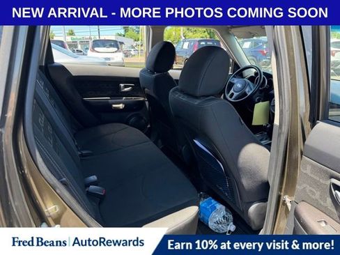 Used 2013 Kia Soul + w/ Audio Pkg FWD image 10