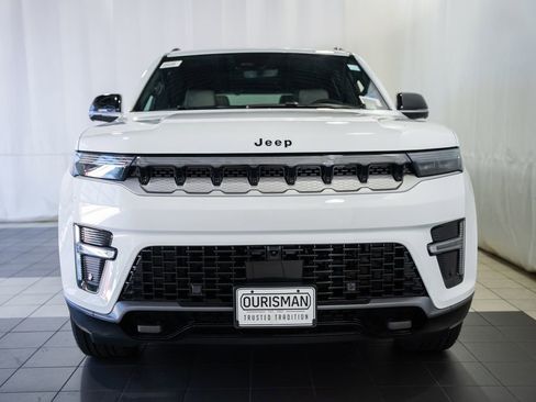 New 2026 Jeep Grand Wagoneer 4WD image 2