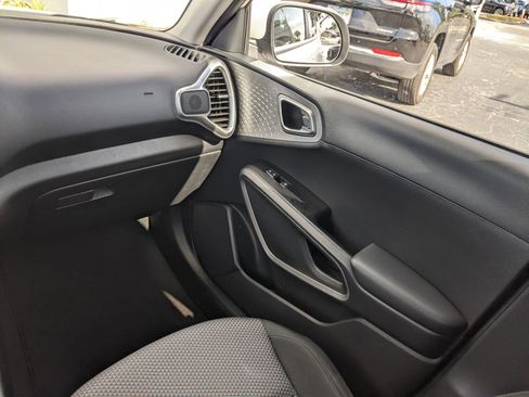 Certified 2023 Kia Soul LX image 25