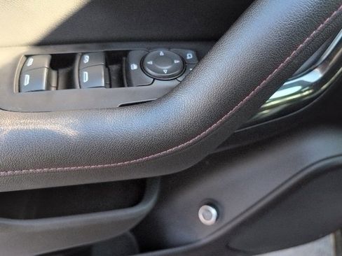 Used 2022 Chevrolet Blazer RS image 12