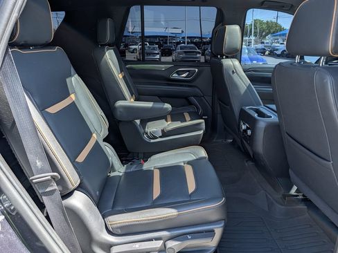 Used 2023 GMC Yukon AT4 w/ Technology Package AWD/4WD image 33