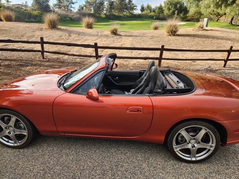 Used 2005 MAZDA MX-5 Miata MAZDASPEED image 3
