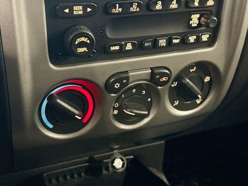 Used 2012 Chevrolet Colorado LT image 15