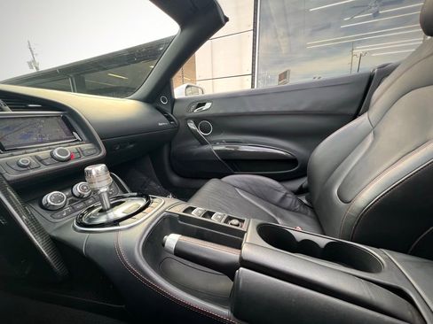 Used 2014 Audi R8 V10 image 47