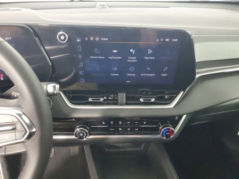 New 2026 Chevrolet Equinox LT FWD image 16