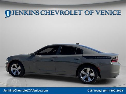 Used 2018 Dodge Charger SXT Plus image 7