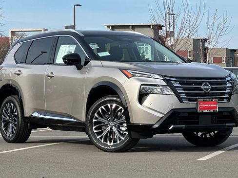 New 2026 Nissan Rogue Platinum image 2