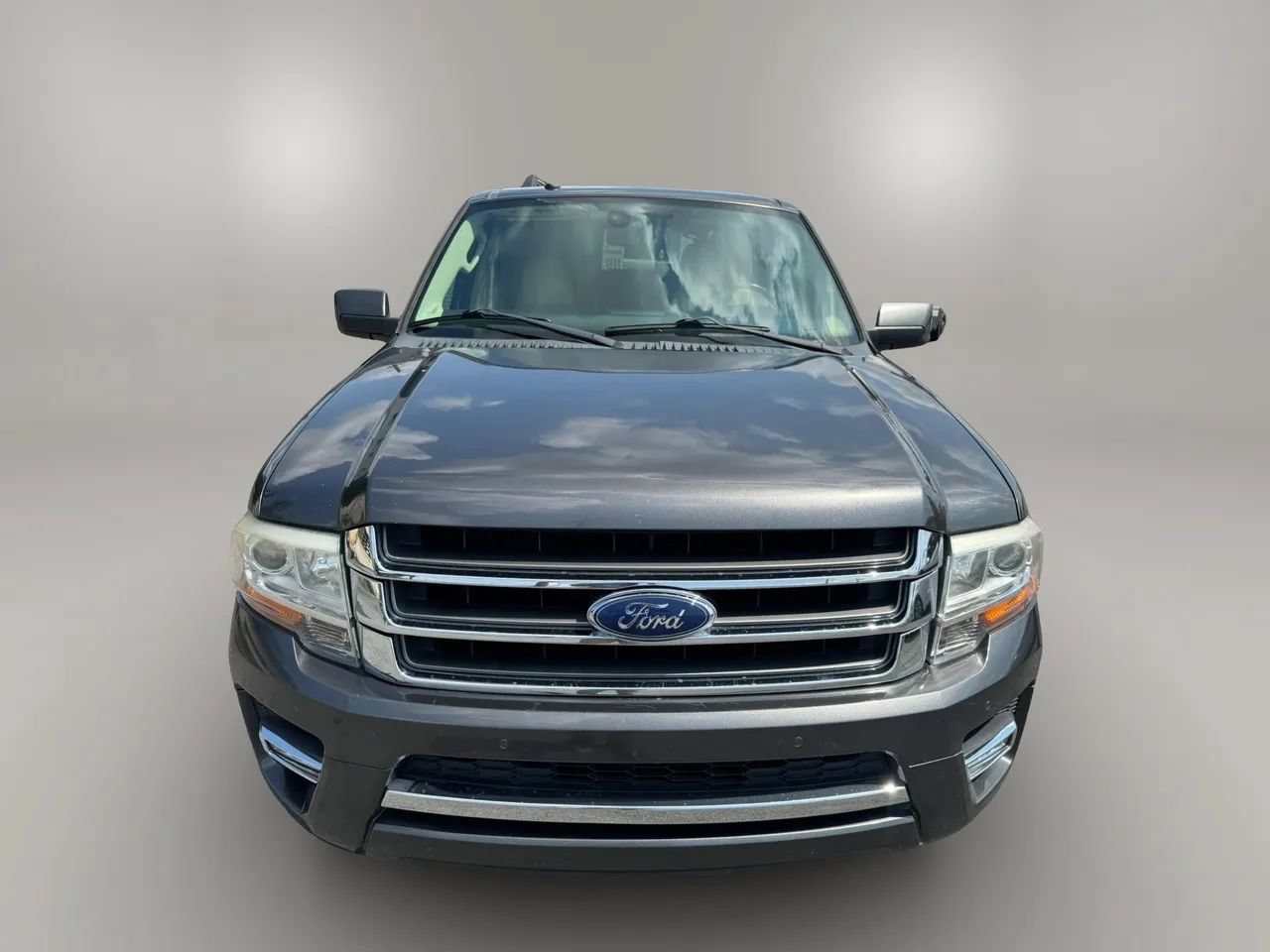 Used 2017 Ford Expedition Limited RWD image 3
