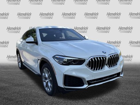 Used 2023 BMW X6 xDrive40i w/ Premium Package image 2