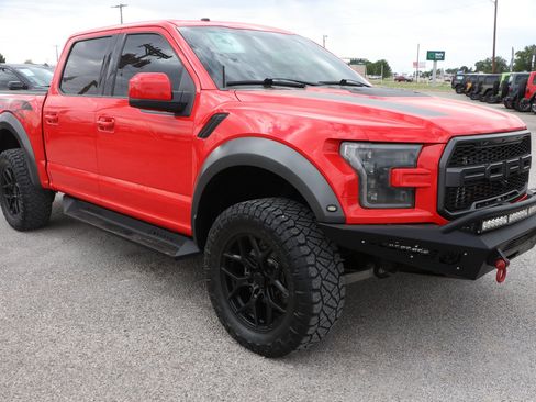 Used 2018 Ford F150 Raptor w/ Equipment Group 802A Luxury AWD/4WD image 1
