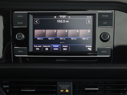Used 2020 Volkswagen Jetta R-Line FWD image 38