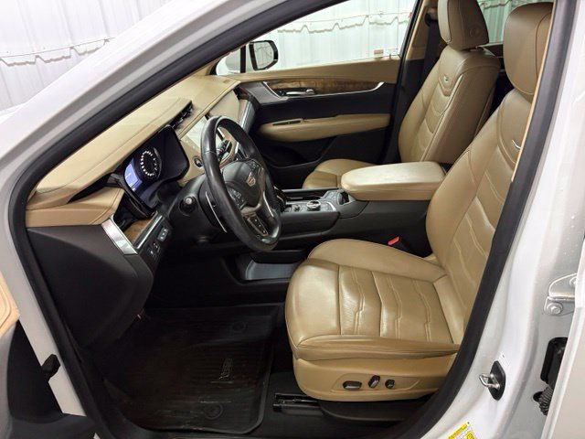 Used 2021 Cadillac XT5 Sportv w/ Platinum Package AWD/4WD image 26