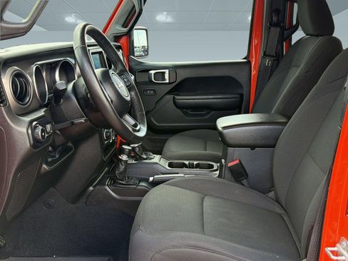 Used 2023 Jeep Wrangler Unlimited Sport AWD/4WD image 5